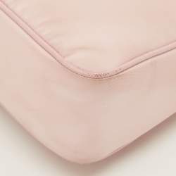 Pre Owned حقيبة كتف برادا "ري-إيديشن 2005" جلد سافيانو ونايلون أسود