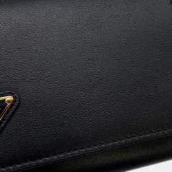 Pre Owned Prada Wallet With Shoulder Strap Black Leather