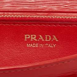 Pre Owned Prada Logo Flap Red Vitello Move Leather Continental Wallet
