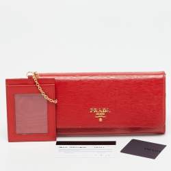 Pre Owned Prada Logo Flap Red Vitello Move Leather Continental Wallet