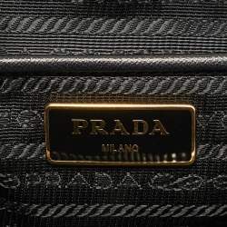 مملوكة مسبقًا Prada Black Nylon and Saffiano Leather Zip Satchel