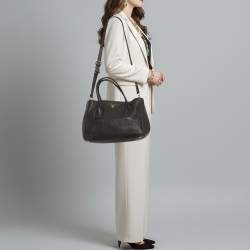 Pre Owned Prada Black Vitello Daino Leather Open Shopper Tote