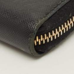 Pre Owned Prada Black Saffiano Leather Zip Around Wallet