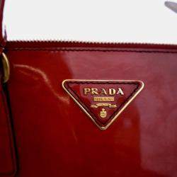 Pre Owned Prada Red Medium Spazzolato Galleria Double Zip Satchel