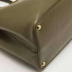 Pre Owned حقيبة يد برادا مقبض مزدوج متوسطة جلد كور سافيانوا سوداء