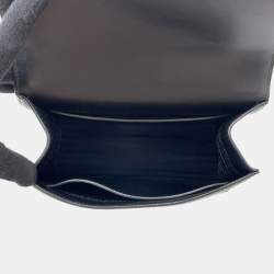 Pre Owned حقيبة كتف برادا سلسلة شعار جلد سافيانو جلد أسود