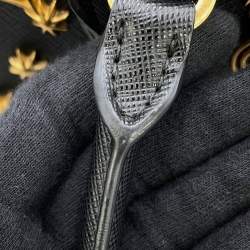 مملوكة مسبقًا حقيبة برادا جاليريا دبابيس جلد سافيانو أسود بحجم صغير متعددة الاستخدامات