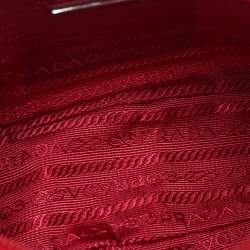 Pre Owned Prada Re-Edition 2000 Red Nylon Shoulder Bag