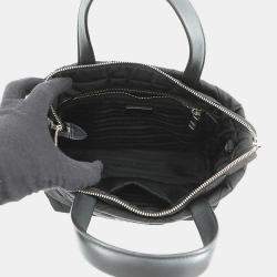 مملوكة مسبقًا Prada Padded Re-Nylon 2-Way Tote Bag Black Nylon Size Small