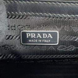 مملوكة مسبقًا حقيبة يد توتس برادا مثلث شعار جلد أسود