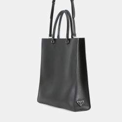 مملوكة مسبقًا حقيبة يد توتس برادا مثلث شعار جلد أسود