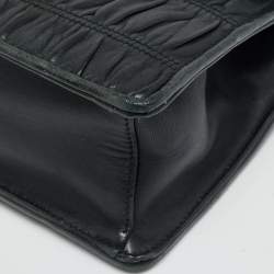 Pre Owned Prada Black Gaufre Leather Chain Shoulder Bag