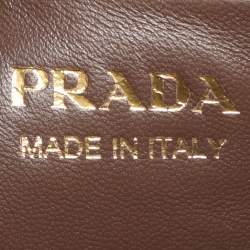 مملوكة مسبقًا Prada Arque Brown Suede Shoulder Bag