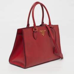 Pre Owned حقيبة يد برادا جلد سافيانو فاخر أحمر