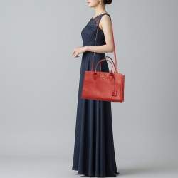 Pre Owned حقيبة يد برادا جلد سافيانو فاخر أحمر