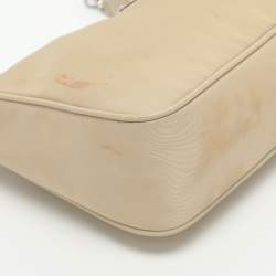 Pre Owned Prada Re-Edition 2005 Beige Re-Nylon and Saffiano Leather Shoulder Bag