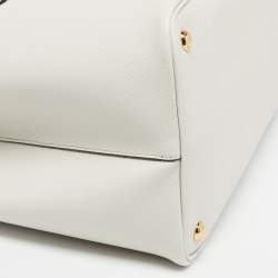 مملوكة مسبقًا حقيبة يد توتس برادا جلد سافيانو كيور أوف وايت كبيرة بيدين