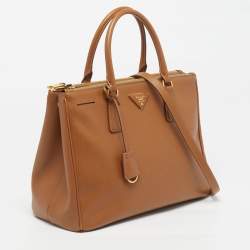 مملوكة مسبقًا Prada Double Zip Medium Brown Saffiano Leather Tote