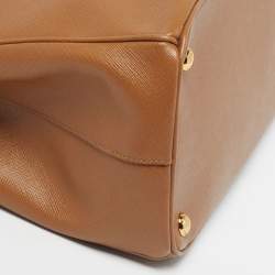 مملوكة مسبقًا Prada Double Zip Medium Brown Saffiano Leather Tote