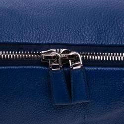 مملوكة مسبقًا Prada Blue Vitello Daino Triangle Crossbody