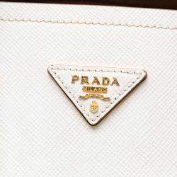 مملوكة مسبقًا Prada White Medium Bicolor Saffiano Cuir Double Satchel