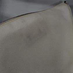 Pre Owned حقيبة كتف برادا جريس لوكس مثلث جلد عجل أبيض SHW