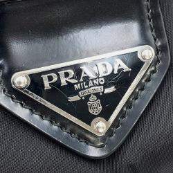 Pre Owned Prada Re-Edition 2002 Moon Bag Handbag Black Nylon Leather
