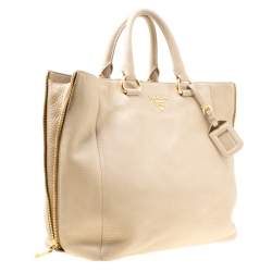Pre Owned Prada Beige Leather Vitello Diano Side Zip Tote