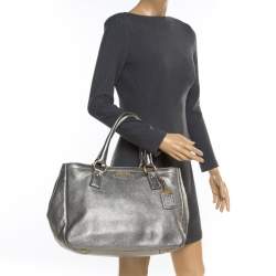Pre Owned Prada Silver Leather Shopper Tote