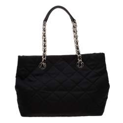 Pre Owned Prada Black Quilted Nylon Shoulder Bag