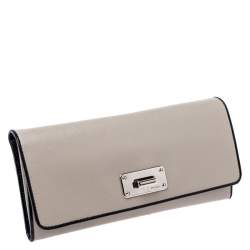 Pre Owned Prada Light Grey Vitello Grain Leather Flap Continental Wallet