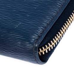 Pre Owned  Prada Blue Leather Compact Zip Around Wallet