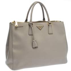 Pre Owned Prada Beige Leather Executive Double Zip Tote