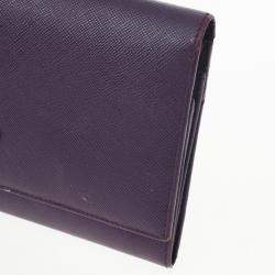 Pre Owned Prada Saffiano Triangle Continental Flap Wallet