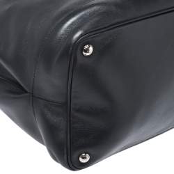 Pre Owned Prada Black Leather Drawstring Bucket Bag