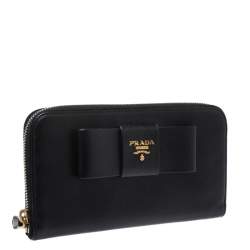 Pre Owned Prada Black Saffiano Lux Leather Bow Zip Around Wallet