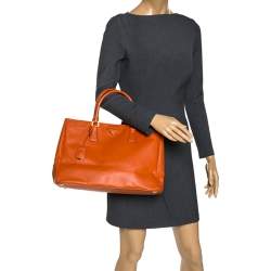 Pre Owned Prada Orange Saffiano Lux Leather Large Gardener's Tote