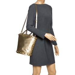 Pre Owned Prada Metallic Gold Saffiano Vernice Studded Bucket Bag