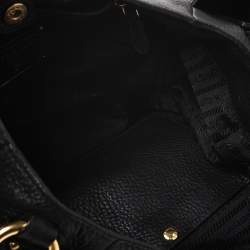 Pre Owned Prada Black Vitello Daino Leather Front Zip Hobo
