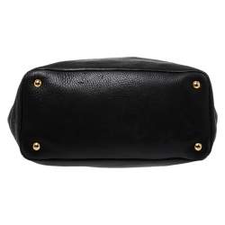 Pre Owned Prada Black Vitello Daino Leather Front Zip Hobo