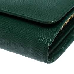 Pre Owned Prada Green Saffiano Lux Leather Continental Wallet