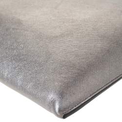 Pre Owned Prada Silver Saffiano Vernice Leather Push Lock Clutch