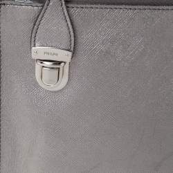 Pre Owned Prada Silver Saffiano Vernice Leather Push Lock Clutch