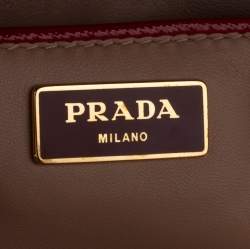 Pre Owned Prada Red Saffiano Vernice Leather Pyramid Frame Top Handle Bag