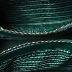 Pre Owned Prada Green Saffiano Lux Leather Small Double Zip Tote