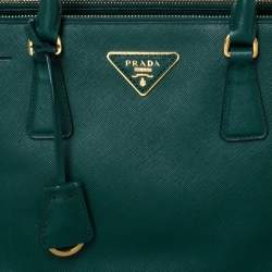 Pre Owned Prada Green Saffiano Lux Leather Small Double Zip Tote