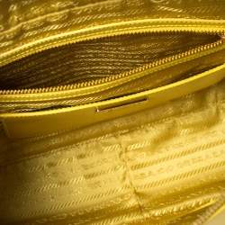 Pre Owned Prada Yellow/White Saffiano Patent Leather Flower Bauletto Bag
