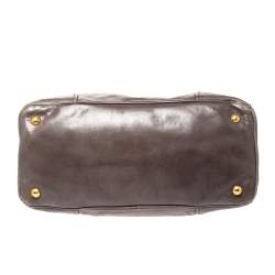 Pre Owned Prada Olive Green Leather Zipped Tote