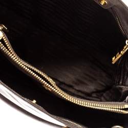 Pre Owned Prada Olive Green Leather Zipped Tote