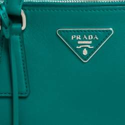Pre Owned Prada Green Soft Leather Medium Double Zip Tote